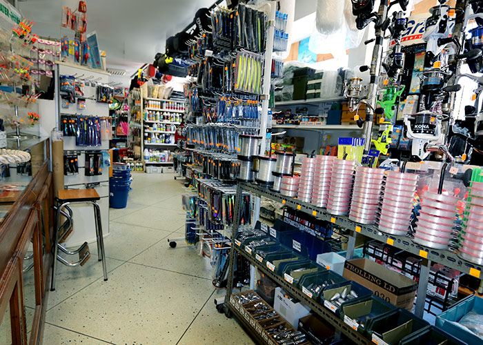 Boutique Nautique, Hall Nautique, Spécialiste de la mer - Tout pour votre bateau 